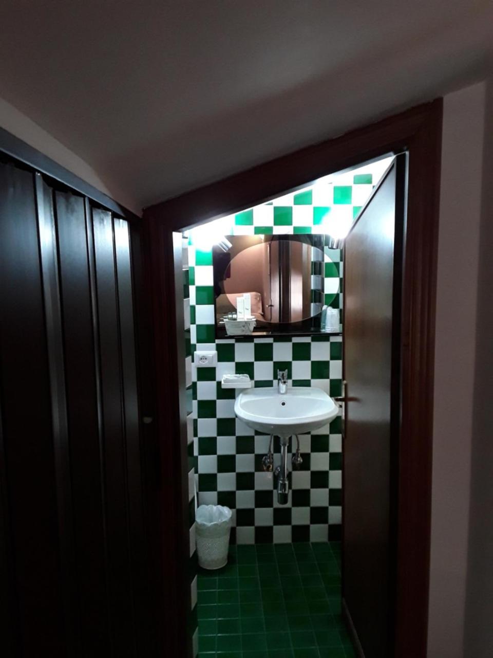 Suite Luna Bianca Assisi Bagian luar foto